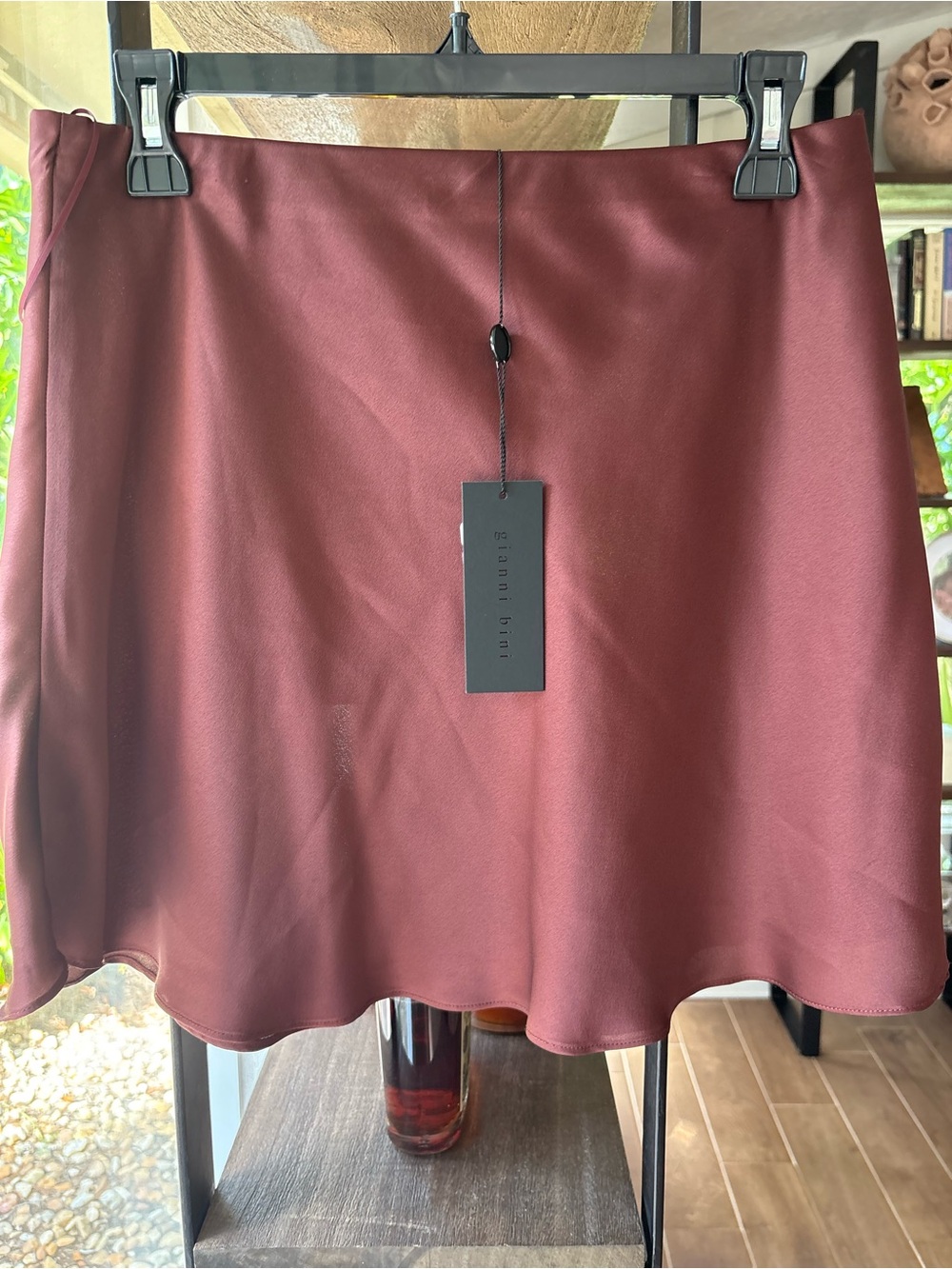 Gianni Bini Women’s Wine Satin Red A-Line Skirt NWT